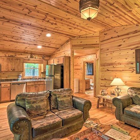 The Honeybee Cabin With Private Porch And Hot Tub Clarkesville Dış mekan fotoğraf