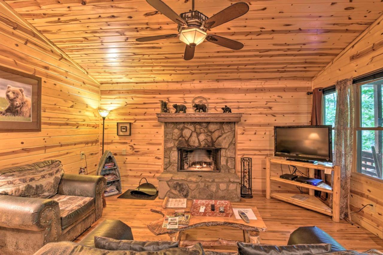 The Honeybee Cabin With Private Porch And Hot Tub Clarkesville Dış mekan fotoğraf