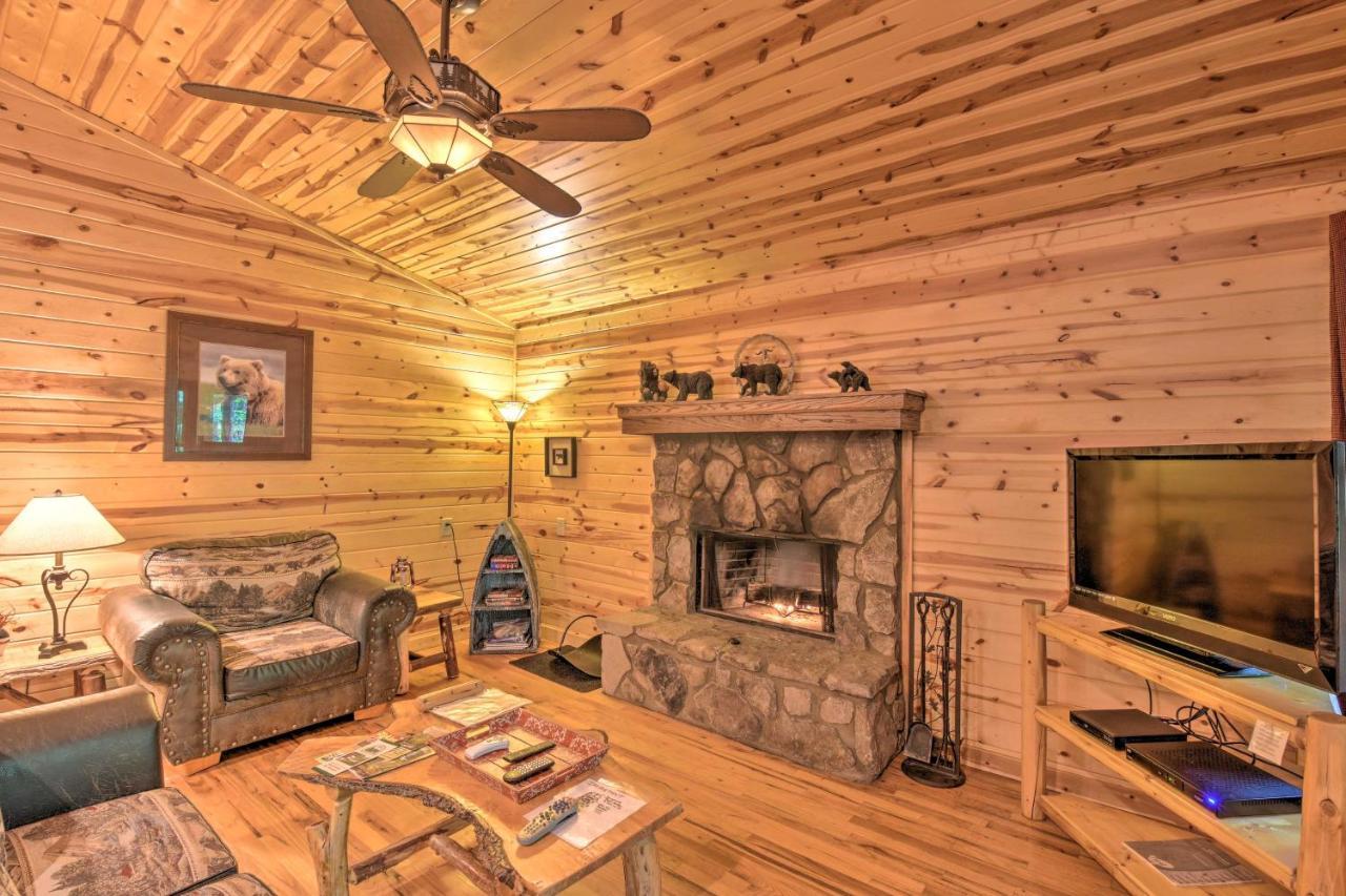 The Honeybee Cabin With Private Porch And Hot Tub Clarkesville Dış mekan fotoğraf