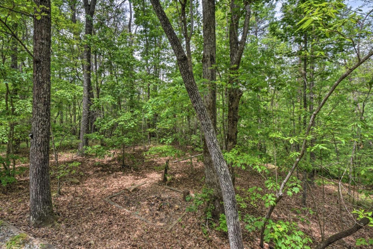The Honeybee Cabin With Private Porch And Hot Tub Clarkesville Dış mekan fotoğraf