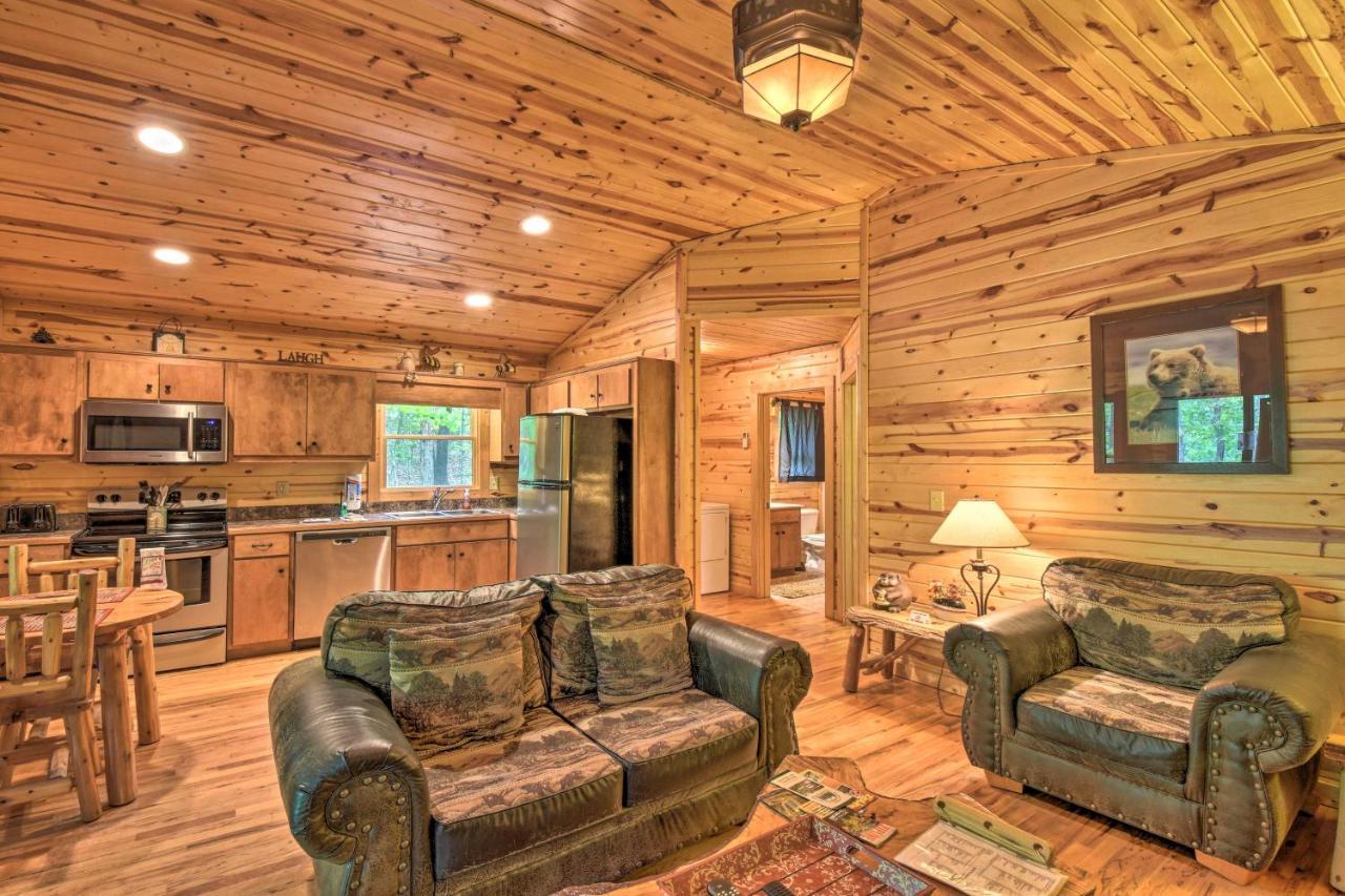 The Honeybee Cabin With Private Porch And Hot Tub Clarkesville Dış mekan fotoğraf